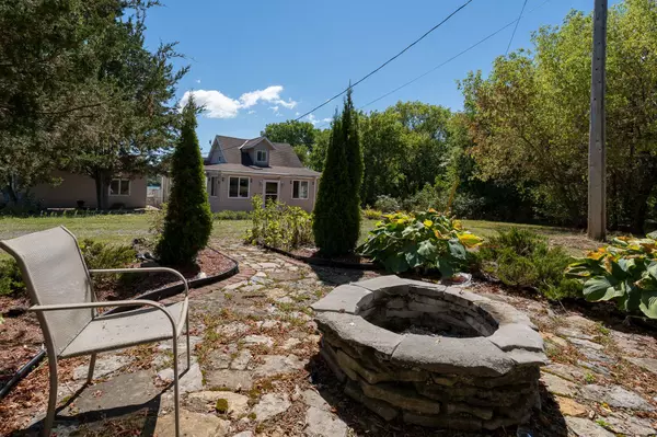 Greater Napanee, ON K7R 3K8,5397 County 9 RD