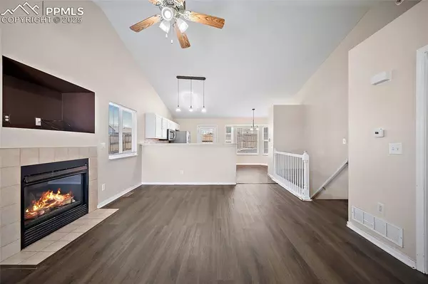 Colorado Springs, CO 80925,7357 Banberry DR