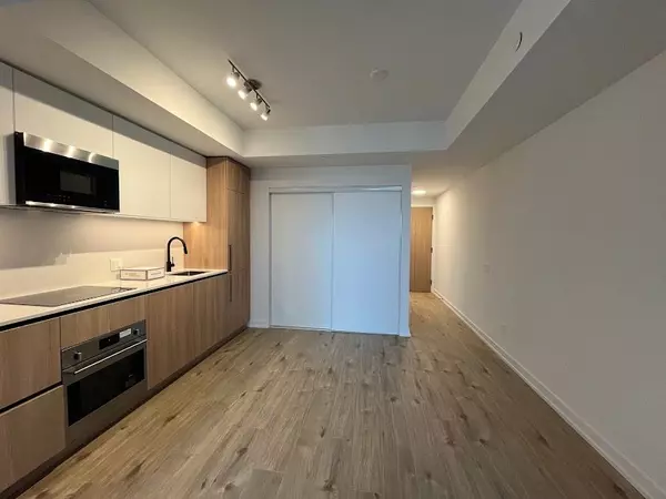 Toronto C08, ON M5A 0Z5,35 Parliament ST #1114