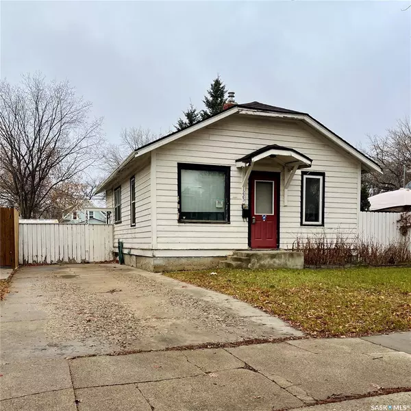 1225 B AVENUE N,  Saskatoon,  SK S7L 1G4