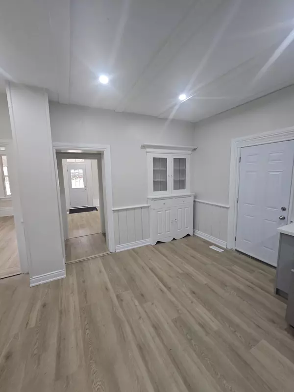 Erin, ON N1H 6H7,8918 Wellington 124 RD #,Unit A