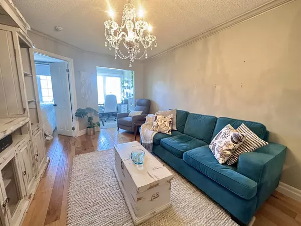 Lincoln, ON L0R 2C0,3420 Frederick AVE #207