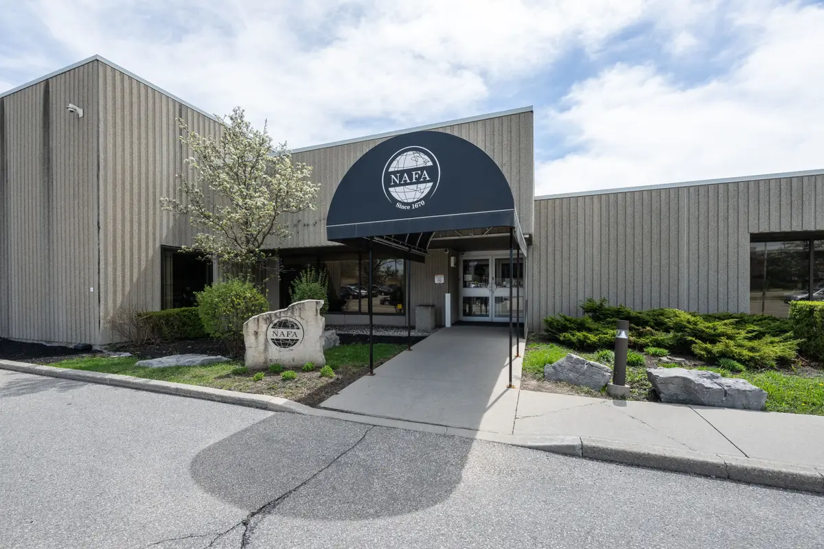 Toronto W10, ON M9W 6C7,65 Skyway AVE