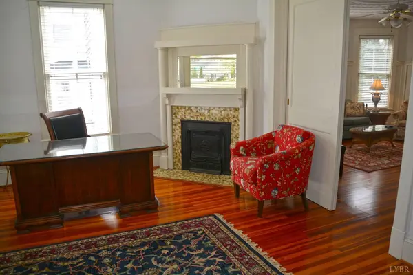 900 High Street, Farmville, VA 23901