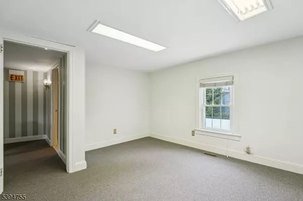 Montclair Twp., NJ 07042,34 Park St