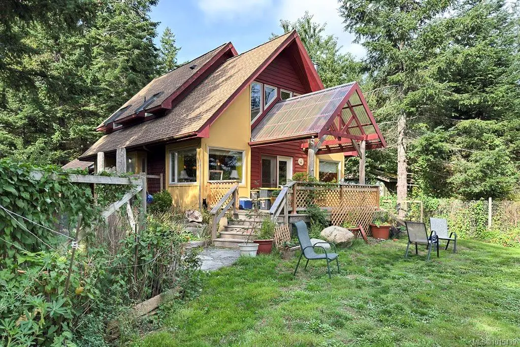 Quadra Island, BC V0P 1N0,178 Quadra Loop