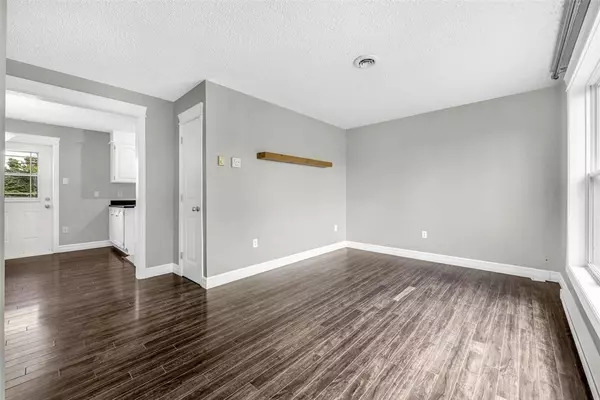 Conception Bay South, NL A1W 5E9,76 Chamberlains Road