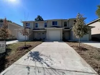 807 S 6th Street #3, Bonham, TX 75418