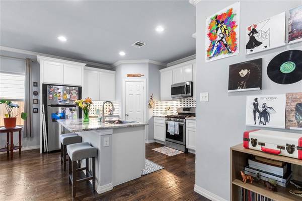 Sherman, TX 75090,810 N Walnut Street