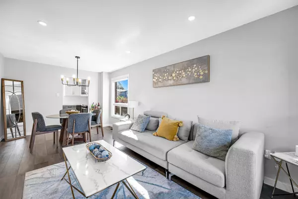 Oshawa, ON L1K 1W8,703 Mountjoy CT