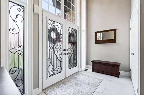 Hamilton, ON L8W 0A4,79 Assisi ST