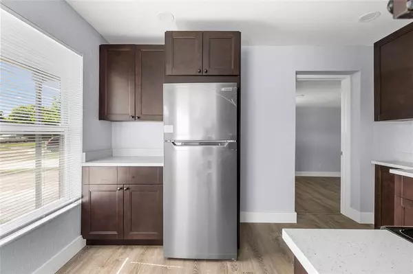 Pompano Beach, FL 33060,683 NW 21st St