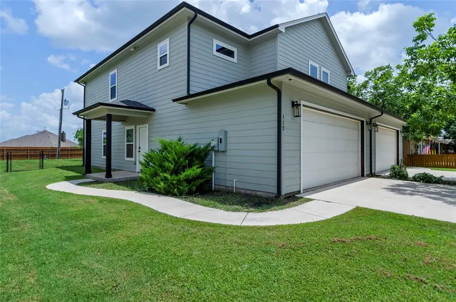 114 Ash Street, Paradise, TX 76073