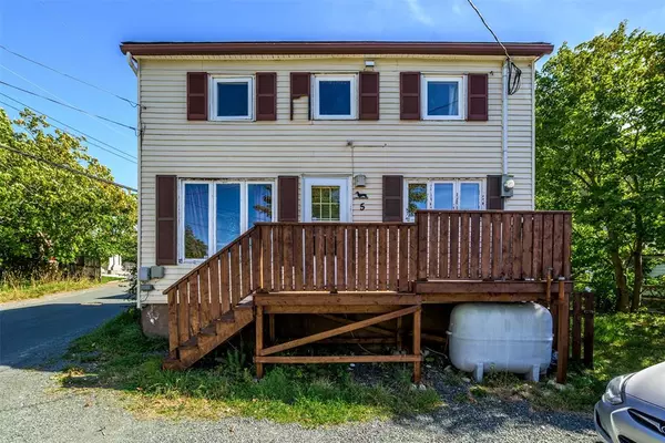 5 Hardings Hill, Portugal Cove-st. Philips, NL A1M 2K8