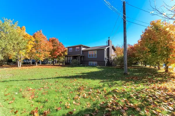 Flatrock, NL A1K 1C8,34 RED HEAD Road