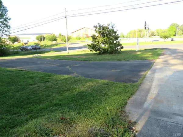 Rustburg, VA 24588,11420 Wards RD