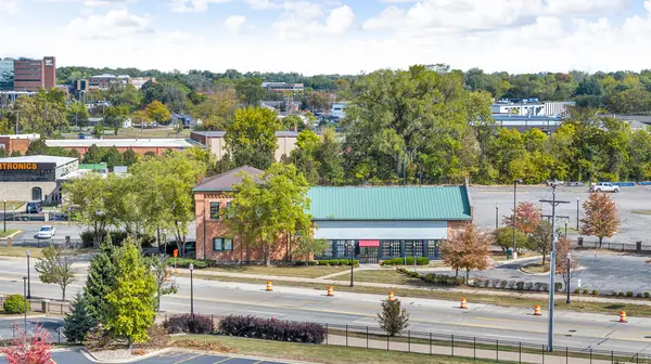 323 S Cooper ST, Jackson City, MI 49201