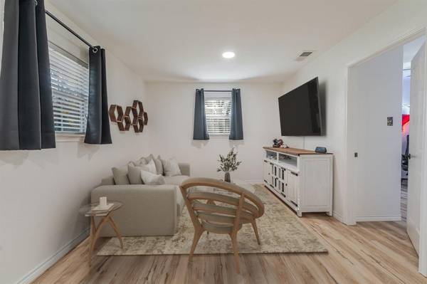 Granbury, TX 76048,2417 Elk Trail