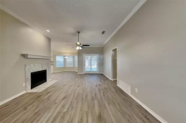 Watauga, TX 76148,6113 Courtside Drive