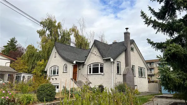 Saanich, BC V8X 2H1,1024 Tolmie Ave