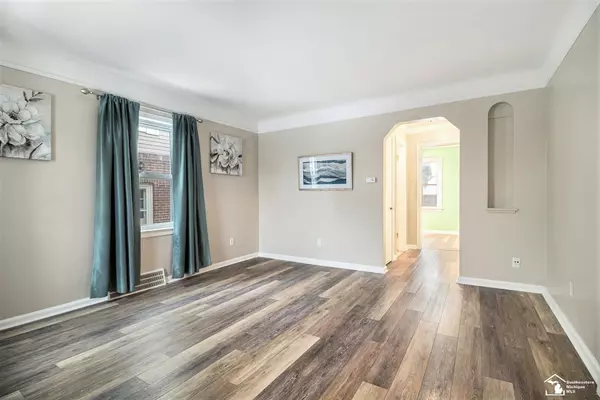 Allen Park, MI 48101,15792 oceana AVE