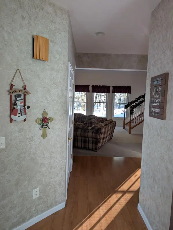 Muskegon, MI 49445,1040 N Robinhood DR