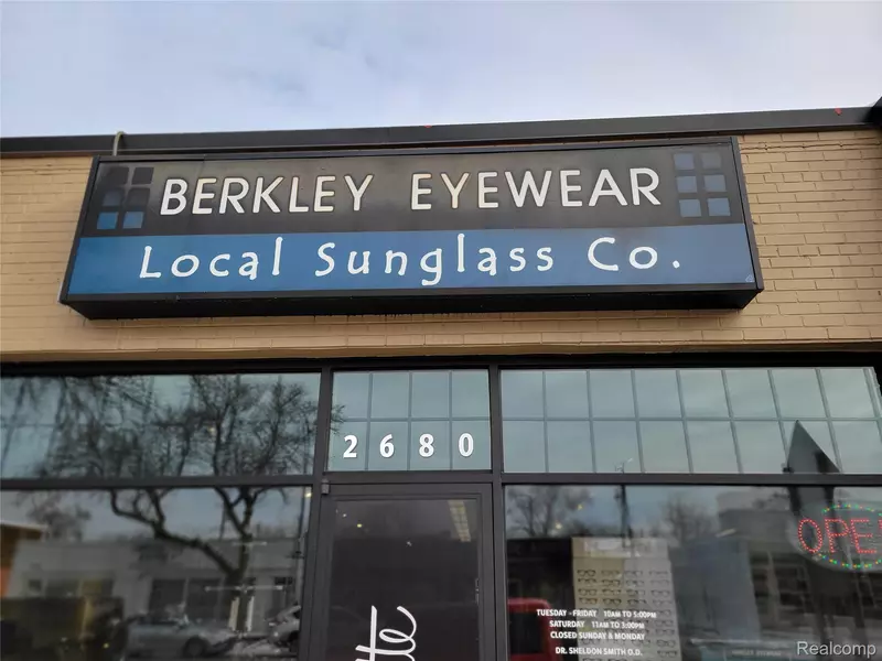 2680 Coolidge HWY, Berkley, MI 48072