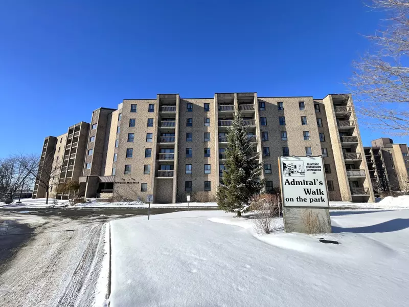 334 Queen Mary RD #507, Kingston, ON K7M 7E7