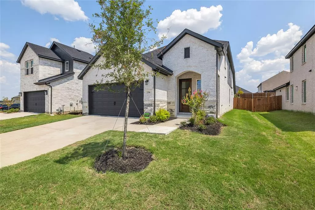 Lavon, TX 75166,256 Bright Alcove Court