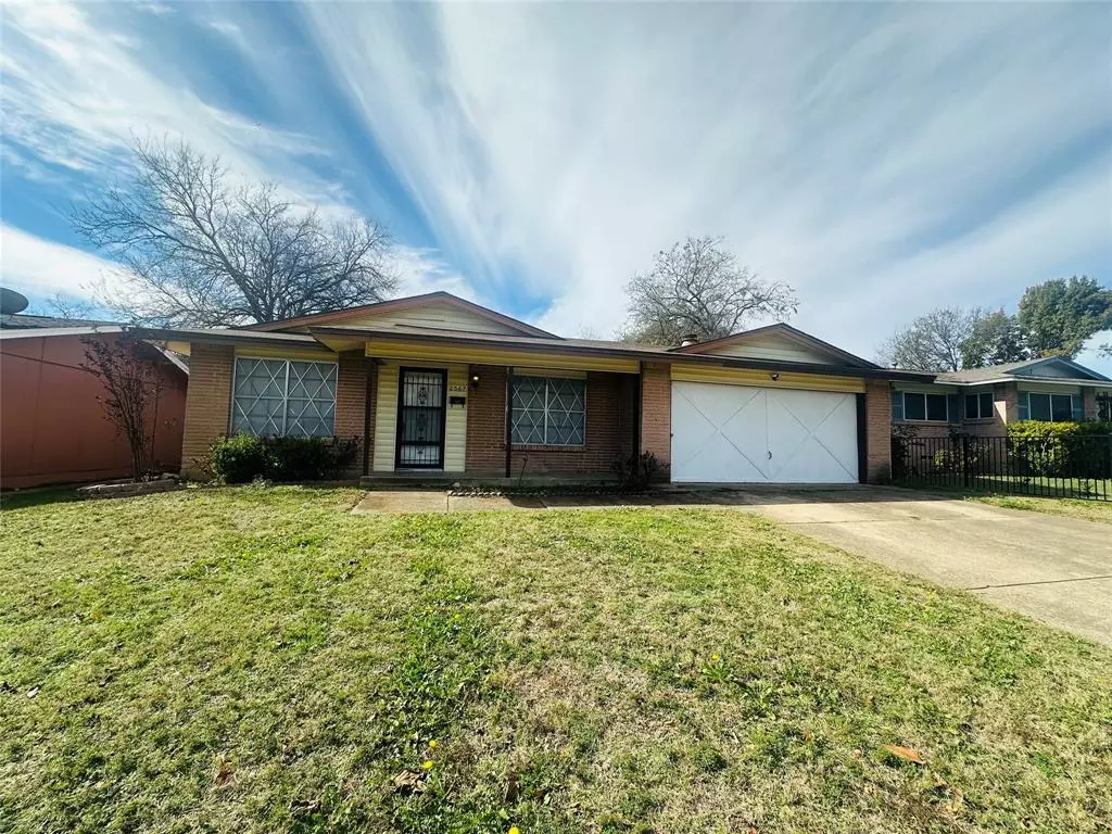 Dallas, TX 75211,2567 Wood Valley Drive