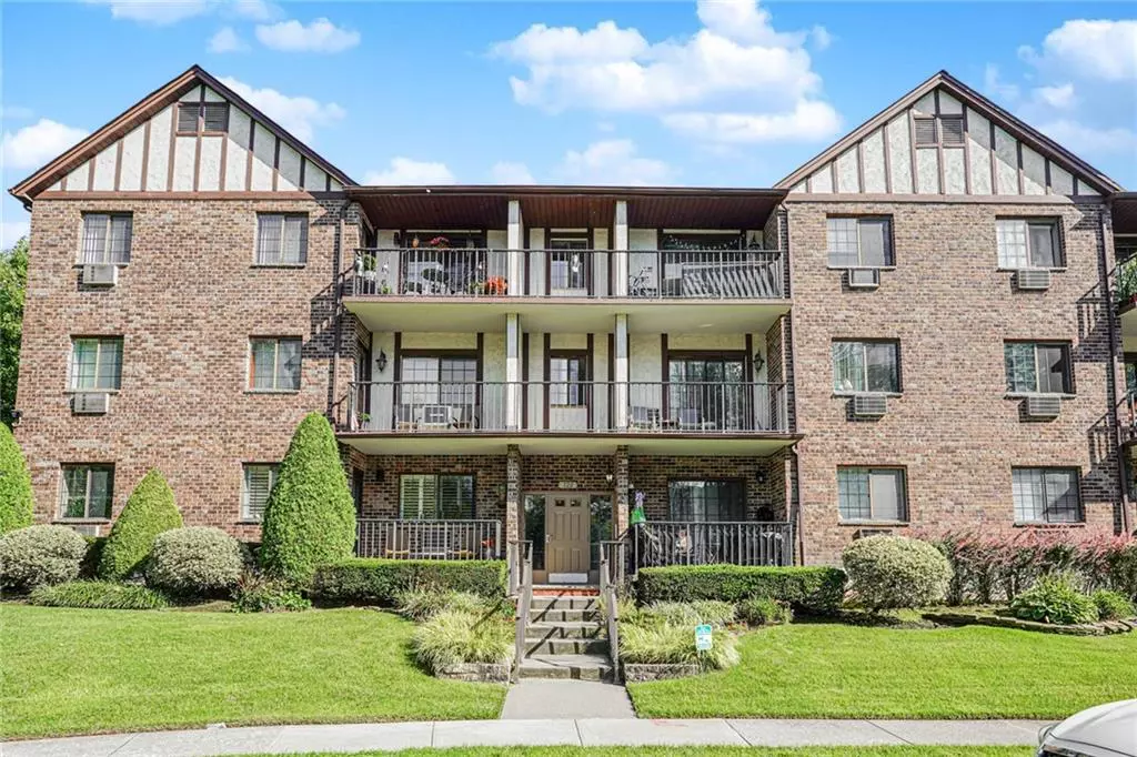 Staten Island, NY 10314,120 Devon LOOP #6