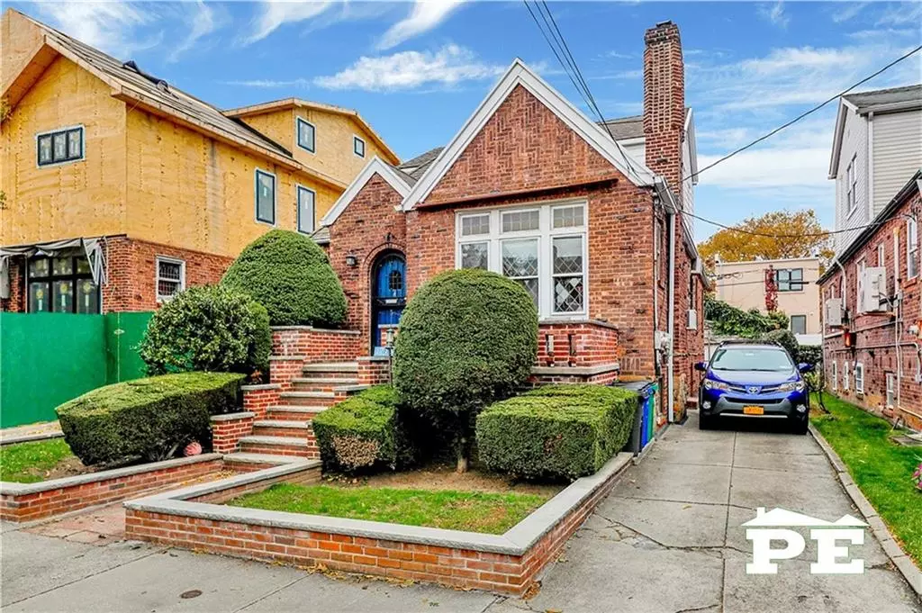 Brooklyn, NY 11234,1743 East 33rd ST