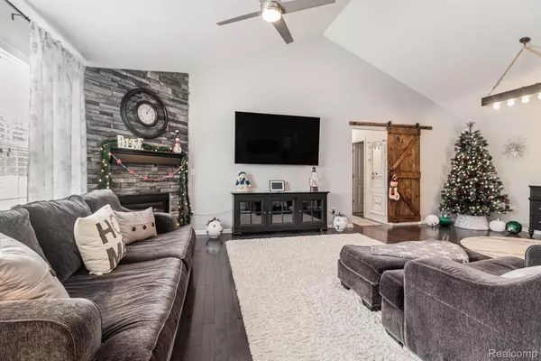 Southgate, MI 48195,13336 Shire LN