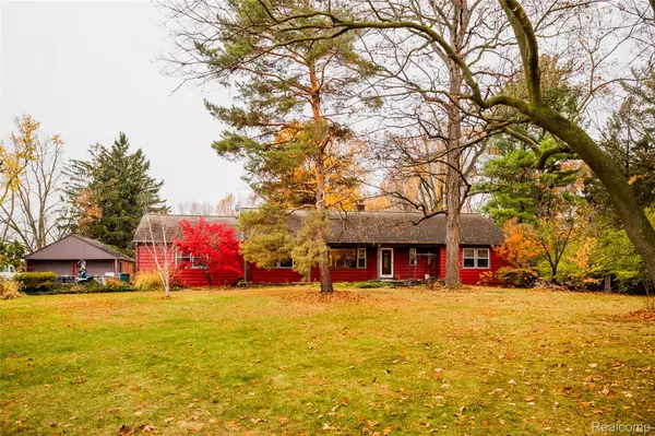 Plymouth, MI 48170,13961 Ridgewood DR