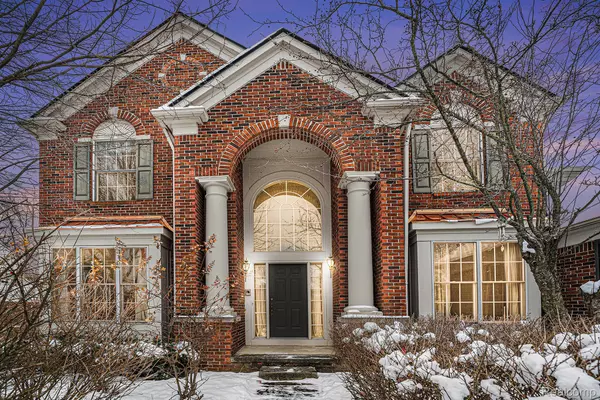 Northville, MI 48168,45247 OAK FOREST DR