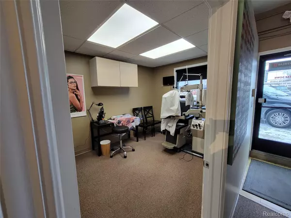 Berkley, MI 48072,2680 Coolidge HWY