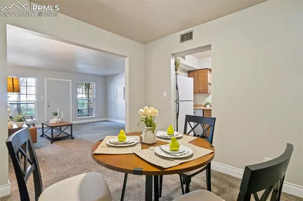 Colorado Springs, CO 80910,2902 Airport RD #116