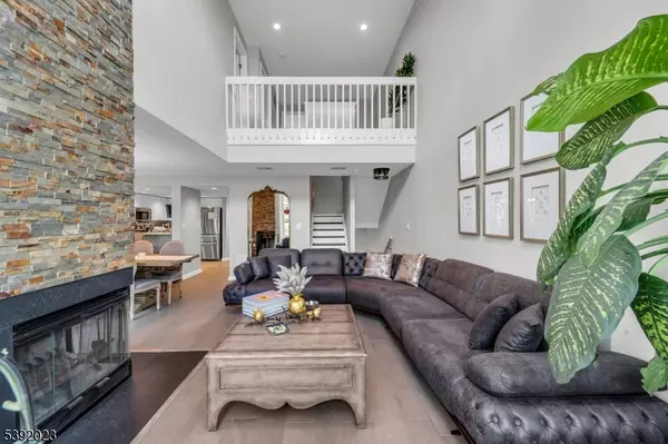 Edgewater Boro, NJ 07020,309 Hancock Ct