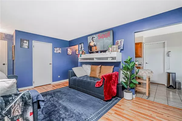 Staten Island, NY 10314,120 Devon LOOP #6