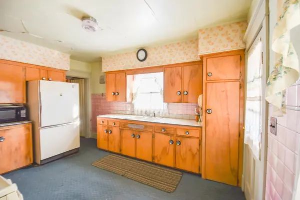 141 S Snow Prairie RD, Bethel Twp, MI 49036