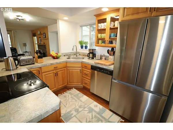 Beaverton, OR 97008,10322 SW TRAPPER TER