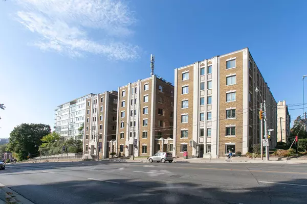 396 Avenue RD #415, Toronto C02, ON M4V 2H4