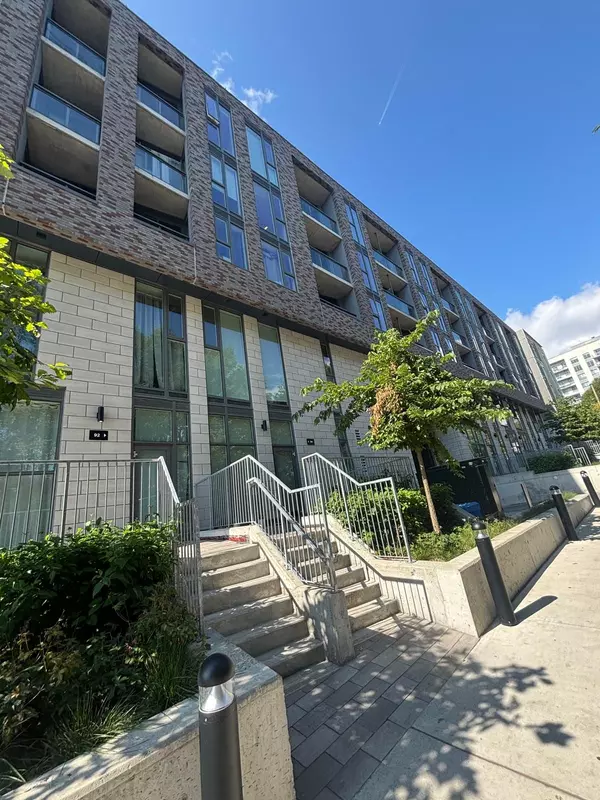 Toronto E06, ON M1N 0C3,90 Glen Everest RD #416