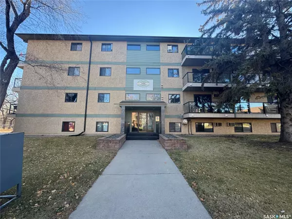 Saskatoon, SK S7M 4E5,1435 EMBASSY DRIVE #305