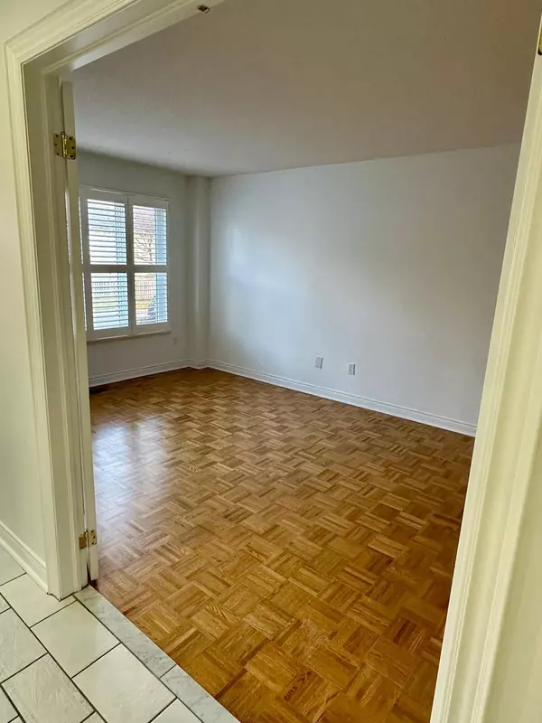 Burlington, ON L7P 4N5,2178 Bader CRES