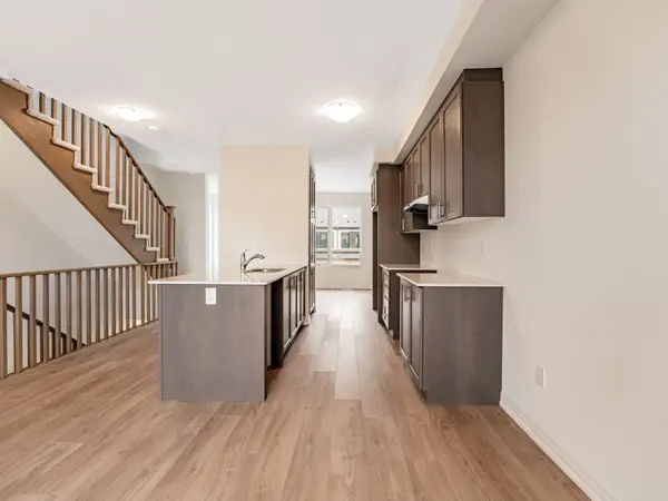 Hamilton, ON L0R 1W0,474 Provident WAY #6