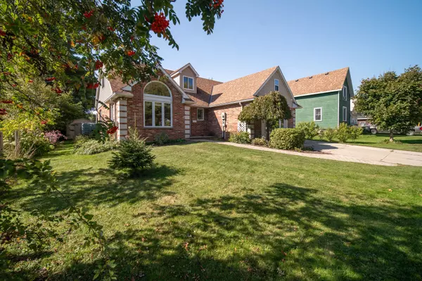 96 Main ST, Northern Bruce Peninsula, ON N0H 1W0