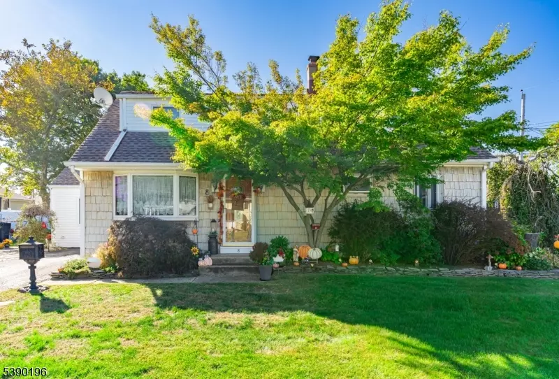 Hazlet Twp., NJ 07730,8 Lynn Blvd