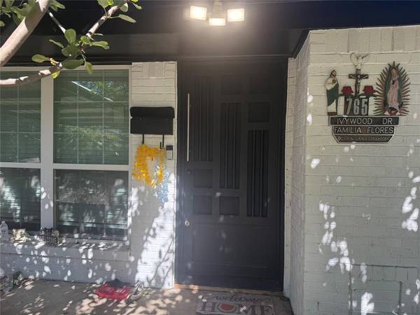 765 Ivywood Drive, Dallas, TX 75232