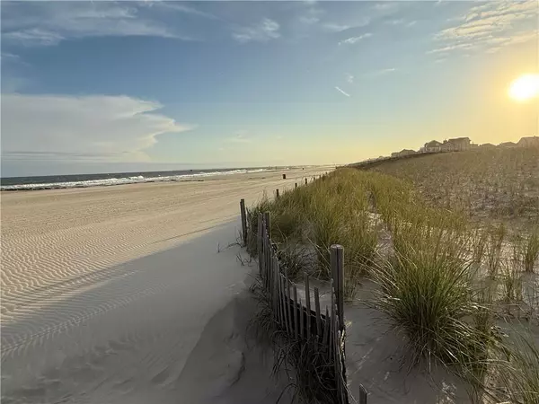 Rockaway Park, NY 11694,182 Beach 129th ST